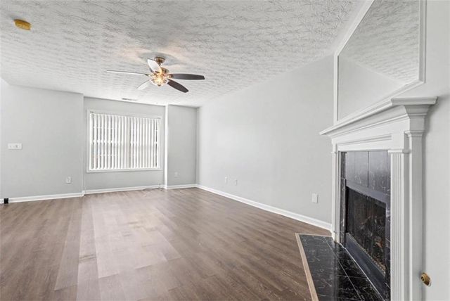 4612 Grand Central Parkway, Decatur, GA 30035