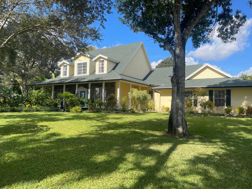 14425 64th Court N, The Acreage, FL 33470