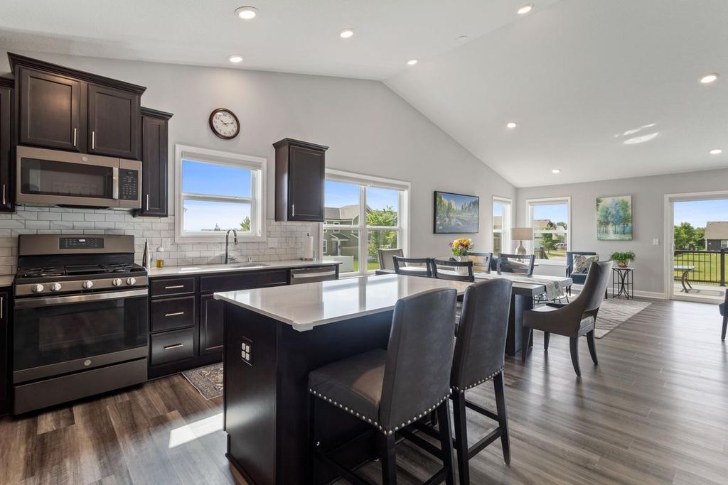 18044 Harlow Path, Lakeville, MN 55044 — photo 4