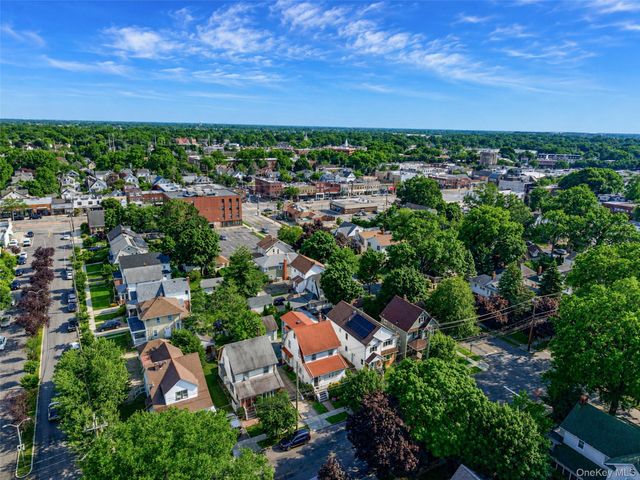 214 Lowell Avenue, Floral Park, NY 11001