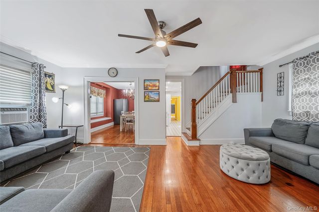 214 Lowell Avenue, Floral Park, NY 11001