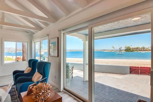 3291 Bayside Walk, San Diego, CA 92109