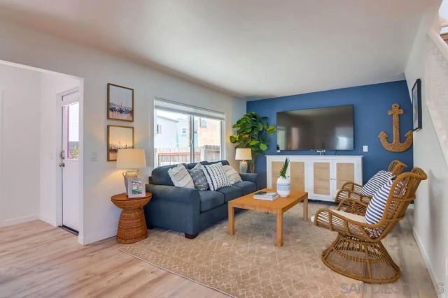 3291 Bayside Walk, San Diego, CA 92109