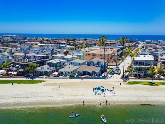 3291 Bayside Walk, San Diego, CA 92109