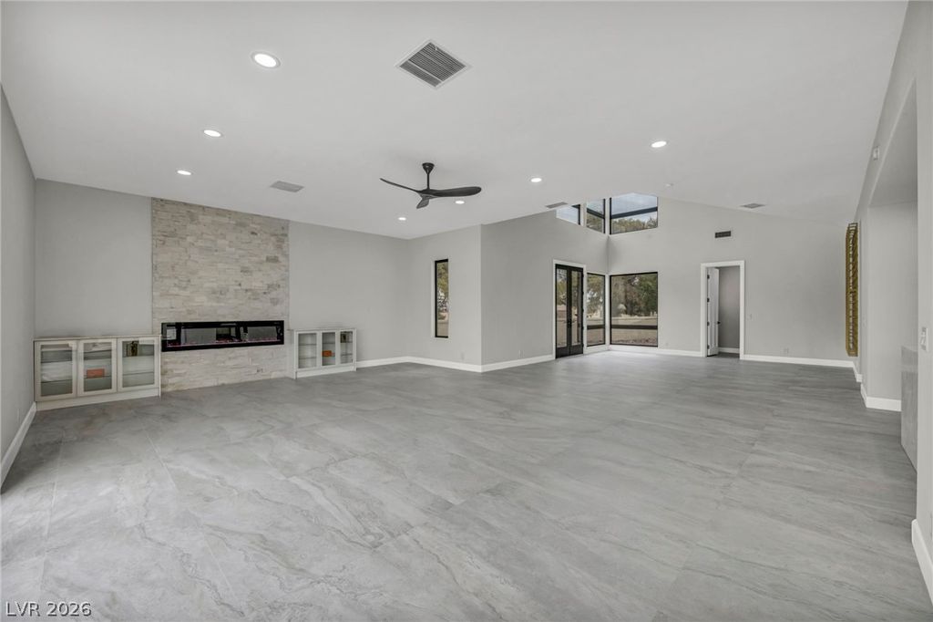 8600 Titleist Circle, Las Vegas, NV 89117 — photo 5