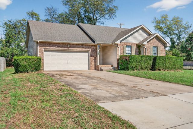 3273 N Senseney Cir, Clarksville, TN 37042