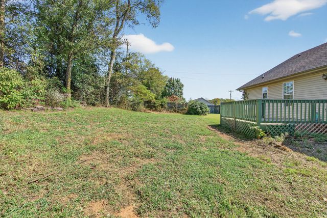 3273 N Senseney Cir, Clarksville, TN 37042