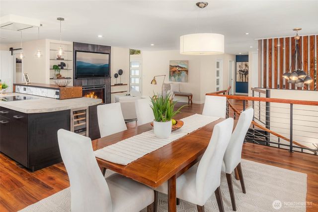 12211 SE 63rd Place, Bellevue, WA 98006