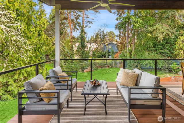 12211 SE 63rd Place, Bellevue, WA 98006