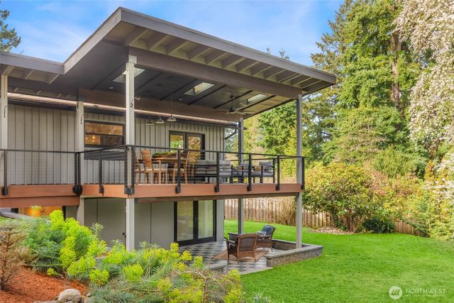 12211 SE 63rd Place, Bellevue, WA 98006