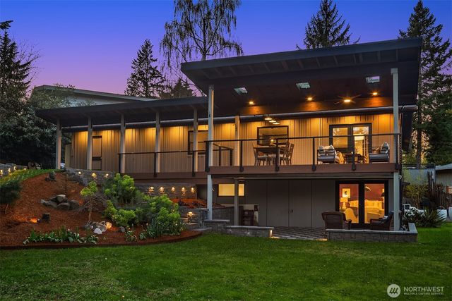 12211 SE 63rd Place, Bellevue, WA 98006