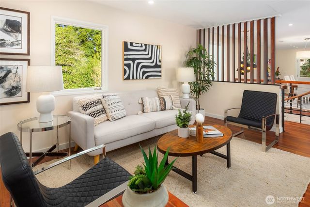 12211 SE 63rd Place, Bellevue, WA 98006