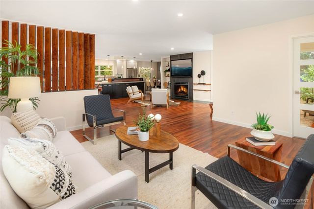 12211 SE 63rd Place, Bellevue, WA 98006