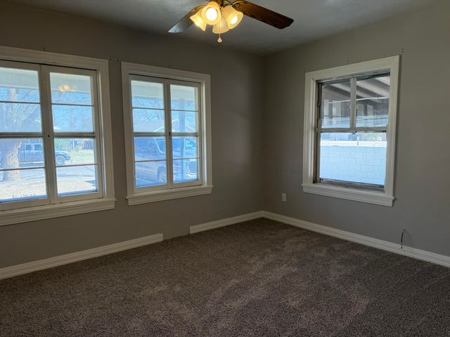1613 N 3rd Street, Tahoka, TX 79373