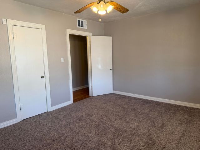 1613 N 3rd Street, Tahoka, TX 79373
