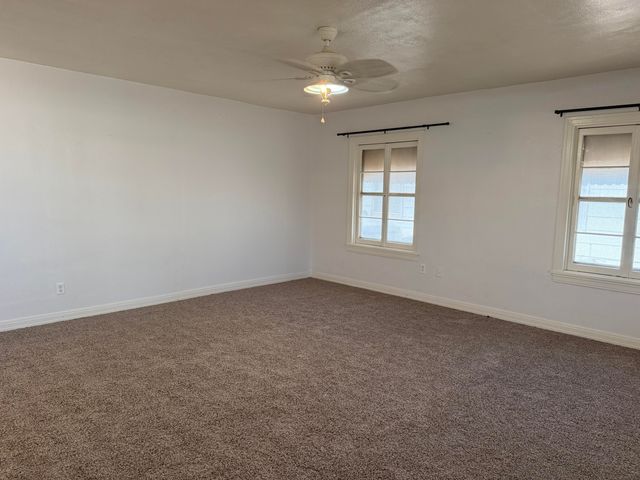 1613 N 3rd Street, Tahoka, TX 79373
