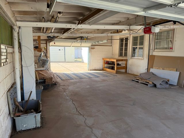 1613 N 3rd Street, Tahoka, TX 79373