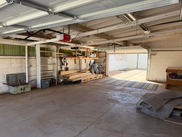 1613 N 3rd Street, Tahoka, TX 79373