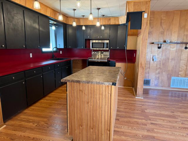 1613 N 3rd Street, Tahoka, TX 79373