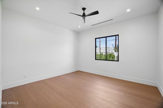 2818 E ELM Street, Phoenix, AZ 85016