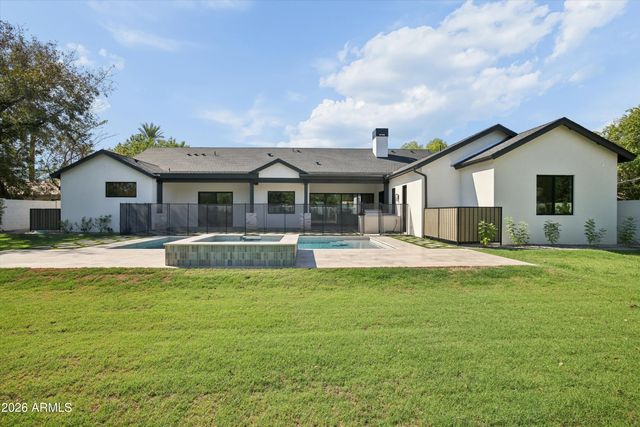 2818 E ELM Street, Phoenix, AZ 85016