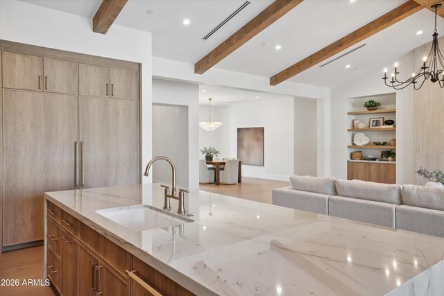 2818 E ELM Street, Phoenix, AZ 85016