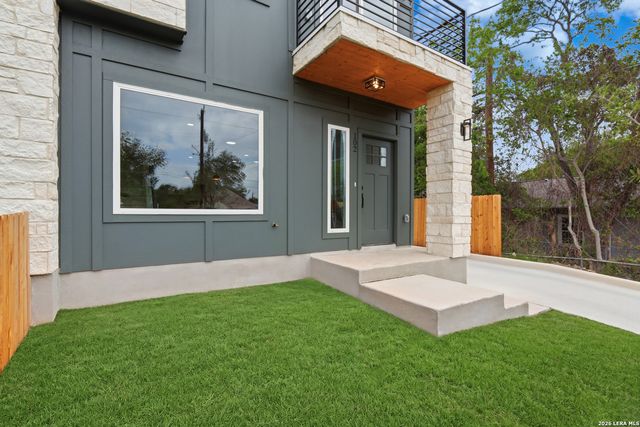 2111 VIRGINIA BLVD, San Antonio, TX 78203