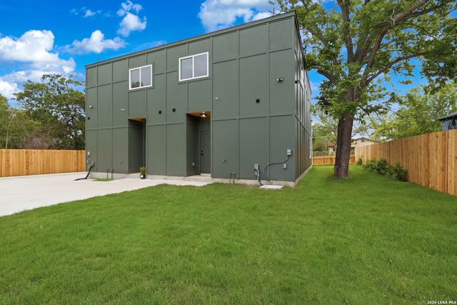 2111 VIRGINIA BLVD, San Antonio, TX 78203