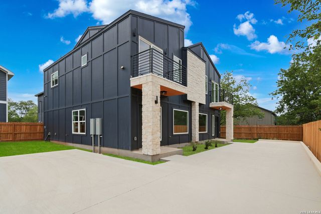 2111 VIRGINIA BLVD, San Antonio, TX 78203
