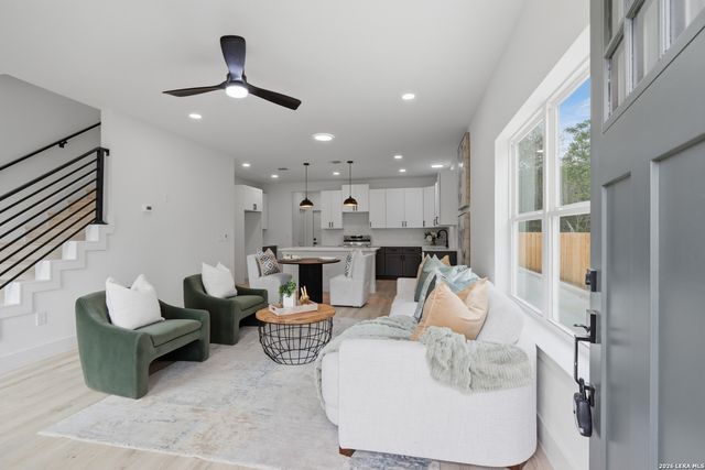 2111 VIRGINIA BLVD, San Antonio, TX 78203