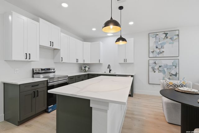 2111 VIRGINIA BLVD, San Antonio, TX 78203