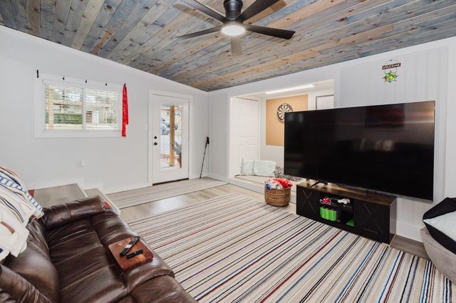 52 Glenmere Drive, Little Rock, AR 72204