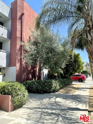 922 N Hudson Avenue 1, Los Angeles, CA 90038