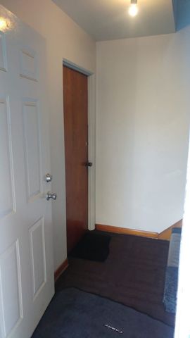 6104 N Oakley Avenue, Chicago, IL 60659