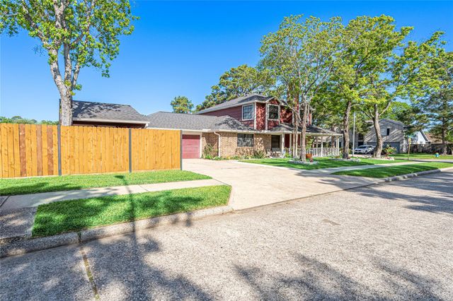 3403 Berry Grove Drive, Spring, TX 77388