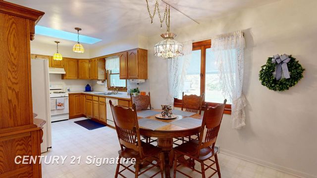 2430 Meadowbrook Lane, Clio, MI 48420