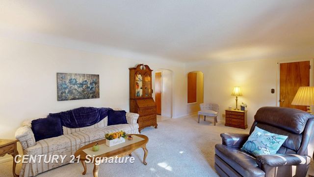 2430 Meadowbrook Lane, Clio, MI 48420