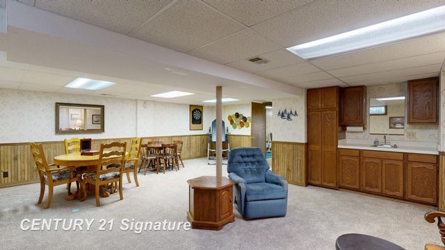 2430 Meadowbrook Lane, Clio, MI 48420