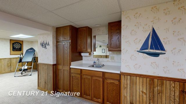2430 Meadowbrook Lane, Clio, MI 48420