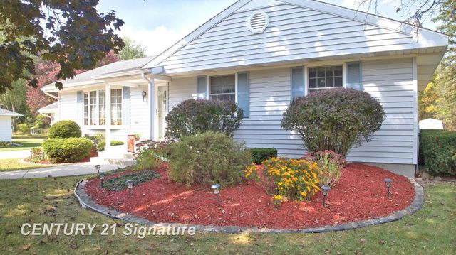 2430 Meadowbrook Lane, Clio, MI 48420