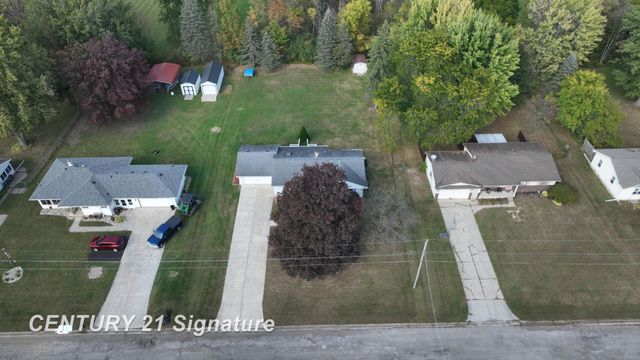2430 Meadowbrook Lane, Clio, MI 48420