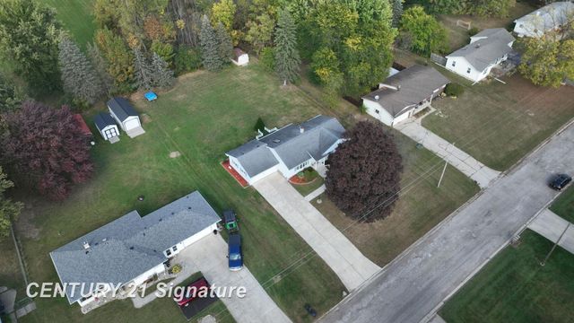 2430 Meadowbrook Lane, Clio, MI 48420