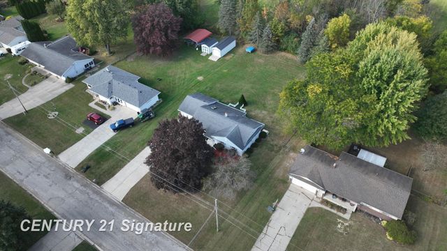 2430 Meadowbrook Lane, Clio, MI 48420