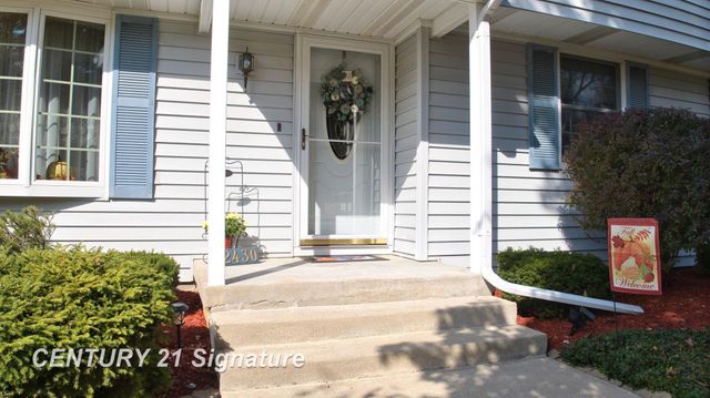 2430 Meadowbrook Lane, Clio, MI 48420