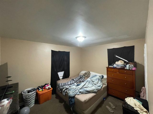 14382 Dolphin Street, Detroit, MI 48223