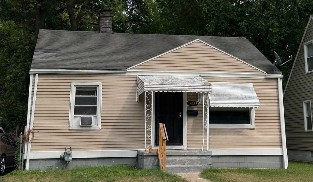 14382 Dolphin Street, Detroit, MI 48223