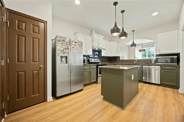 3210 Smith Ridge Trace, Peachtree Corners, GA 30071