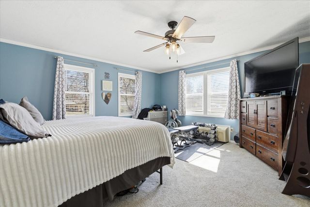 2337 S Holland Avenue, Springfield, MO 65807