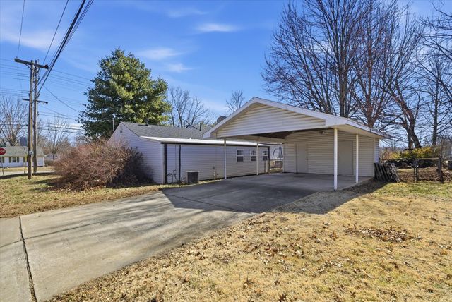 2337 S Holland Avenue, Springfield, MO 65807