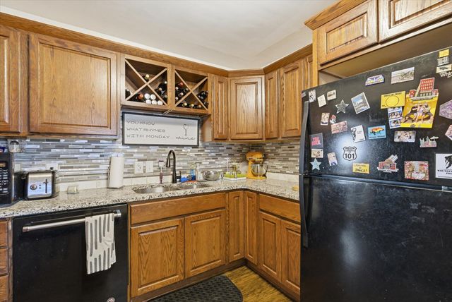 2337 S Holland Avenue, Springfield, MO 65807